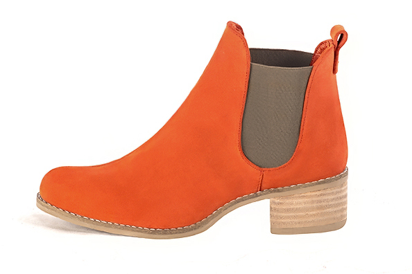 Clementine orange women's ankle boots, with elastics. Round toe. Low leather soles. Profile view - Florence KOOIJMAN
